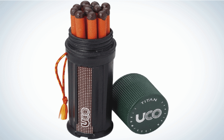   Un paquet de matchs orange
