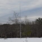  Construction simple et éprouvée d’antennes de radioamateur, par Hoofer. Dipôles en éventail et antennes verticales OMTA.
