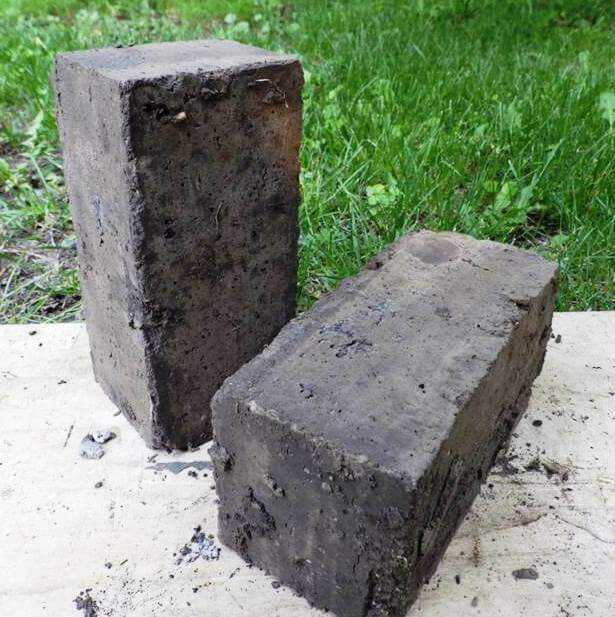 Briques de terre