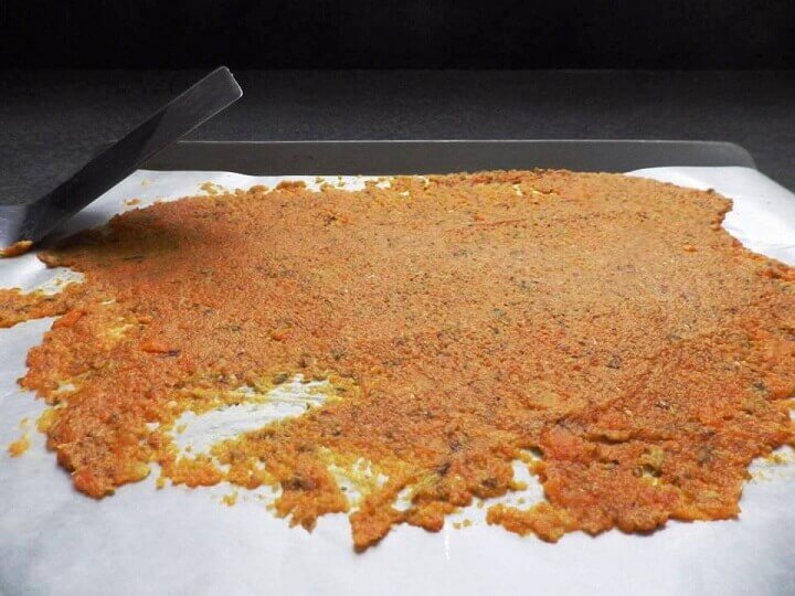 Étaler la purée pour la déshydratation