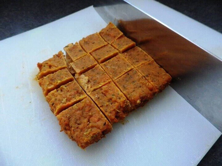 Découpe de la purée congelée