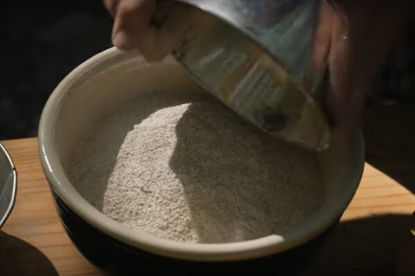 Semoule de maïs indien et farine de seigle